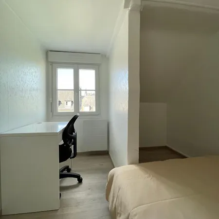 Rénové équipé, Centre Ville, Proche De La Gare Et Commerce Appartamento