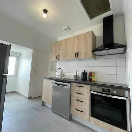 Apartament Renove Equipe, Centre Ville, Proche De La Gare Et Commerce